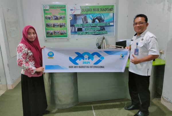 Gelorakan Peringatan HANI 2024, Kepala BNN Kabupaten Bolaang Mongondow Melaksanakan Dialog Interaktif Bersama Radio Nur Haddad Kotamobagu