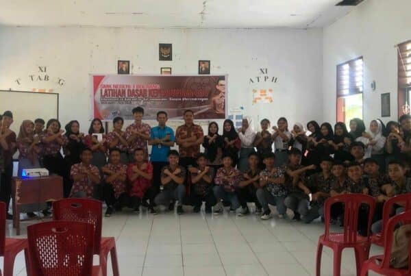 BNN Kabupaten Bolaang Mongondow Beri Sosialisasi P4GN Pada Siswa Siswi SMP Negeri 5 Bolaang Dalam Rangka LDKO