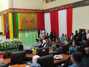 Kepala BNN Kabupaten Bolaang Mongondow Hadiri Rapat Paripurna Dirangkaikan Dengan Sertijab Bupati dan Wakil Bupati di Gedung DPRD Bolmong Kepala BNN Kabupaten Bolaang Mongondow Hadiri Rapat Paripurna Dirangkaikan Dengan Sertijab Bupati dan Wakil Bupati di Gedung DPRD Bolmong