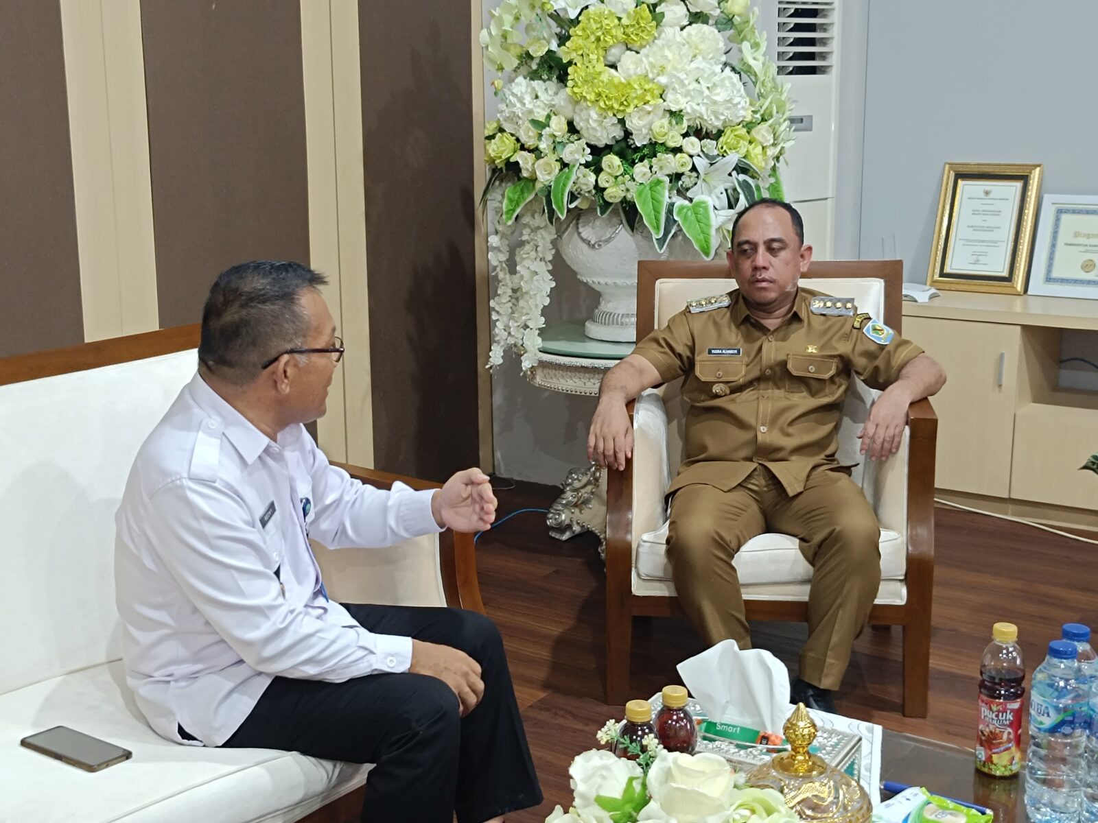 Perkuat Sinergitas, Kepala BNN Kab. Bolmong Laksanakan Audiensi P4GN Dengan Bupati Bolmong Perkuat Sinergitas, Kepala BNN Kab. Bolmong Laksanakan Audiensi P4GN Dengan Bupati Bolmong