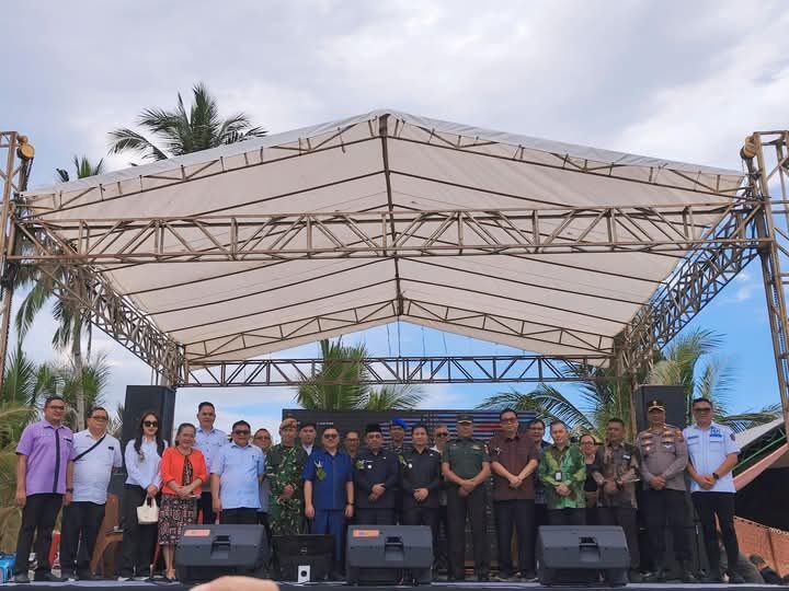 Kepala BNN Kab. Bolmong Menghadiri Perayaan Paskah Pemerintah Kabupaten Bolaang Mongondow Tahun 2025 Kepala BNN Kab. Bolmong Menghadiri Perayaan Paskah Pemerintah Kabupaten Bolaang Mongondow Tahun 2025