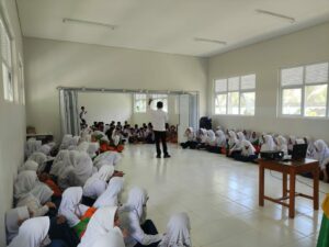 BNN Kab. Bolmong Beri Sosialisasi P4GN Kepada MTS Negeri 1 Bolaang Mongondow BNN Kab. Bolmong Beri Sosialisasi P4GN Kepada MTS Negeri 1 Bolaang Mongondow