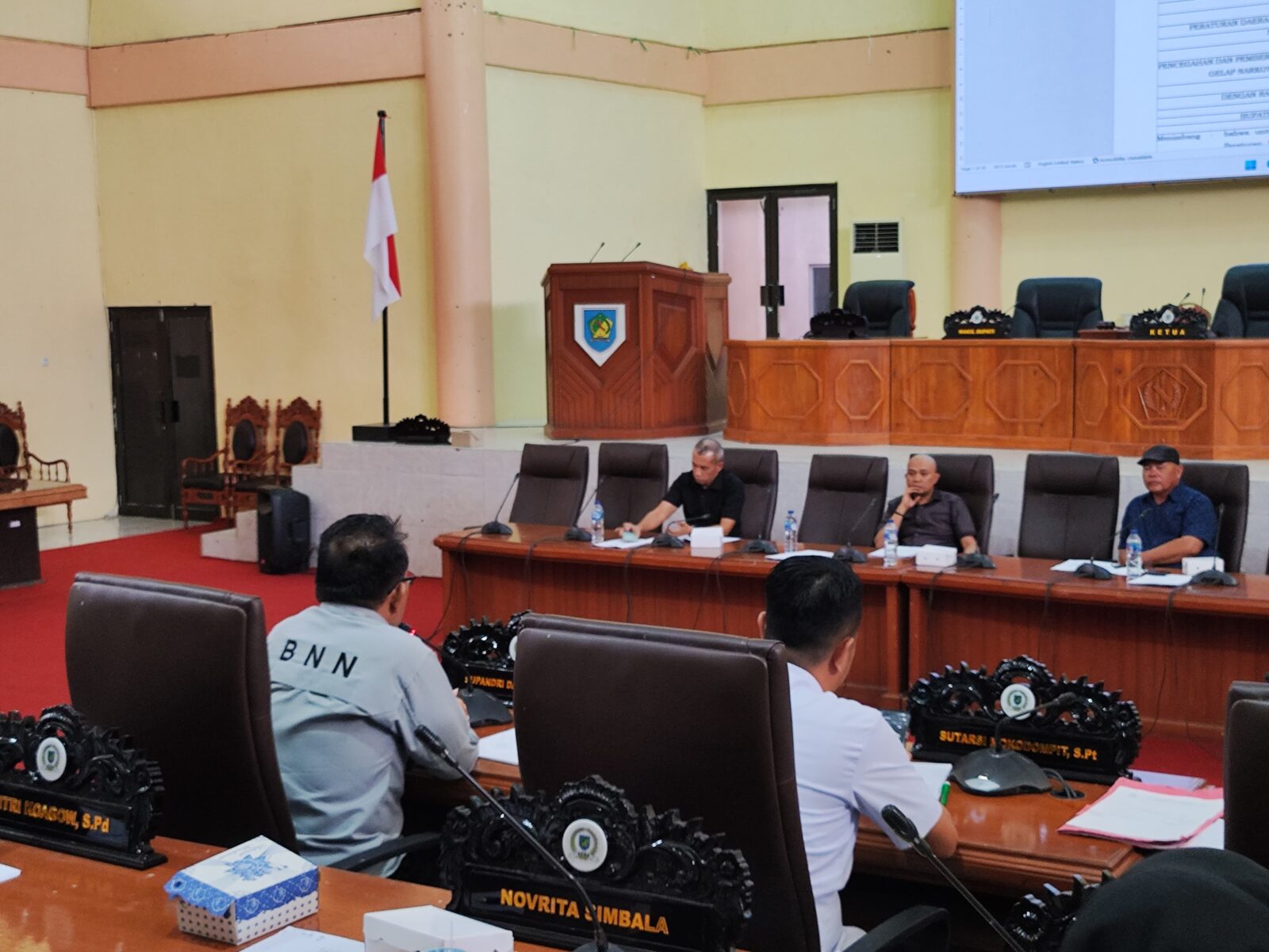 Kepala BNN Kab. Bolmong Menghadiri Rapat Pra Pembahasan Rancangan Peraturan Daerah Tentang P4GN Kepala BNN Kab. Bolmong Menghadiri Rapat Pra Pembahasan Rancangan Peraturan Daerah Tentang P4GN