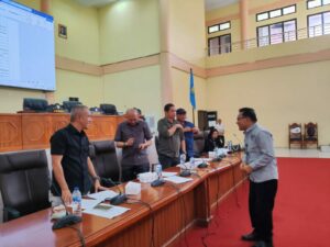 Kepala BNN Kab. Bolmong Menghadiri Rapat Pra Pembahasan Rancangan Peraturan Daerah Tentang P4GN Kepala BNN Kab. Bolmong Menghadiri Rapat Pra Pembahasan Rancangan Peraturan Daerah Tentang P4GN